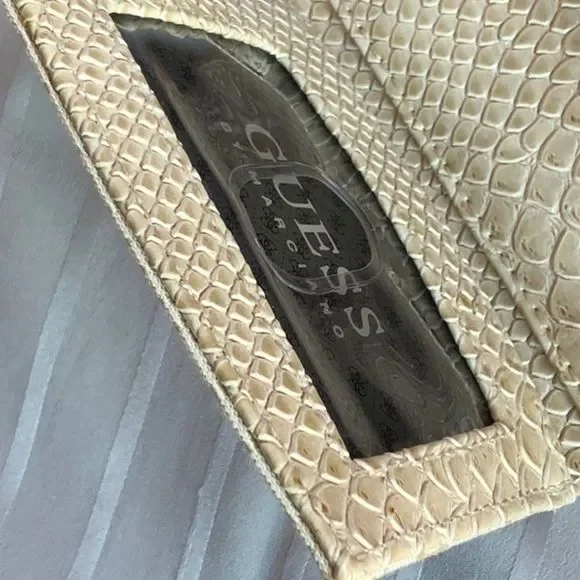 Y2K Guess wallet - Picture 5 of 9